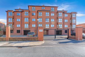 Photo 23- click for photo gallery